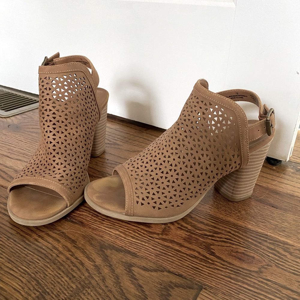 Peep Toe Heeled Sandals